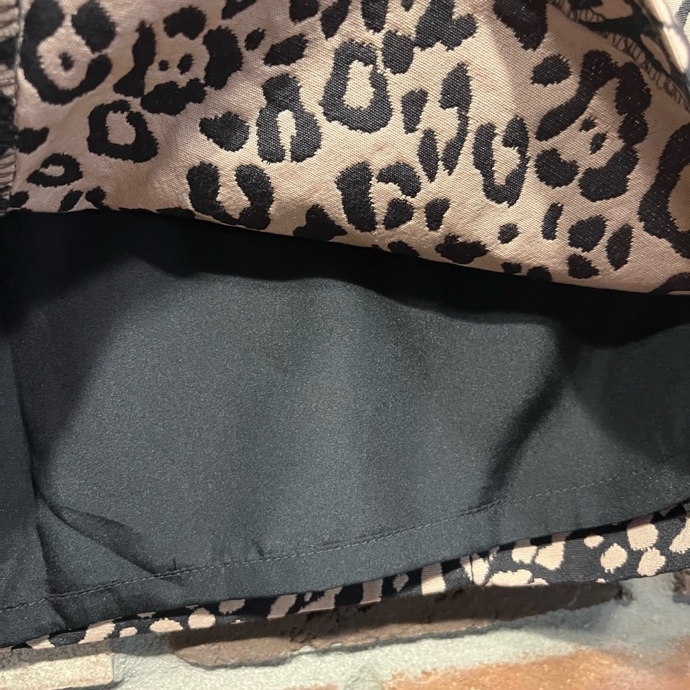 NWT Loft ladies skirt. Size 2 brown with pink leopard spots. Lined - Picture 4 of 6